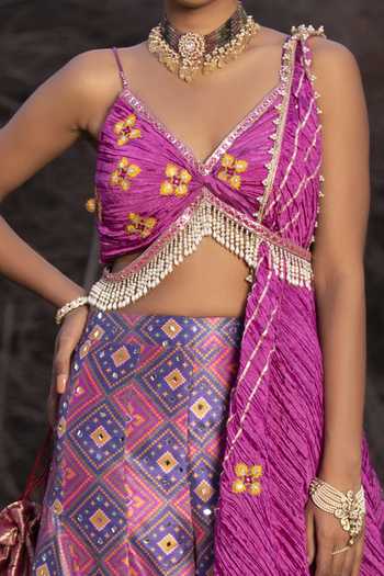 Aditi Gupta_Pink Palazzo Banarasi Blouse And Dupatta Textured Silk Woven Patola Set _at_Aza_Fashions