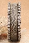 Buy_Sangeeta Boochra_Silver Plated Stones Chevron Pattern Bracelet _at_Aza_Fashions