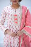 Simar Dugal_White Printed Kurta Set  _Online_at_Aza_Fashions