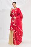 Samyukta Singhania_Beige Chanderi Silk Embroidered Kurta And Lehenga Set_Online_at_Aza_Fashions
