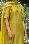 Buy_Priti Prashant_Green Handwoven  Dupatta Mul Round Kurta Set _Online_at_Aza_Fashions