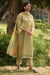 Priti Prashant_Green Handwoven  Dupatta Mul Round Kurta Set _Online_at_Aza_Fashions