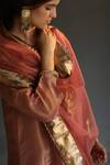 Buy_Begum_Peach Dupatta Organza, Kurta And Pant Silk Round Embroidered Set _Online_at_Aza_Fashions