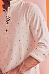 Shop_S&N by Shantnu Nikhil_Off White Cotton, Poly Blend Thread Work Embellished Kurta _Online_at_Aza_Fashions