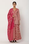 Buy Seema Nanda Pink , Lining V Neck Printed Angarkha Set at Aza Fashions Buy_Seema Nanda_Pink , Lining V Neck Printed Angarkha Set _at_Aza_Fashions