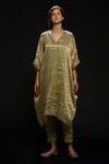 Buy_ADITYA SIKAND_Green 40 % Cotton Plain V Neck Kaftan Tunic And Pant Set _Online_at_Aza_Fashions