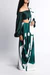 Shop_Vedika M_Green Silk One Shoulder Abstract Print Saree With Blouse _at_Aza_Fashions