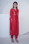 Sravanti_Red Chanderi Embroidery Round Kurta Set  _Online_at_Aza_Fashions