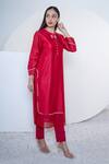 Sravanti_Red Chanderi Embroidery Round Kurta Set _Online_at_Aza_Fashions