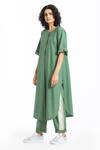 Buy_THREE_Green Cotton Poplin Loose Fit Kurta Pant Set_Online_at_Aza_Fashions