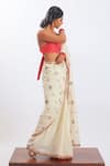 Nikasha_White Cotton Jamdani Embroidered Floral Sweetheart Neck Saree Set _Online_at_Aza_Fashions