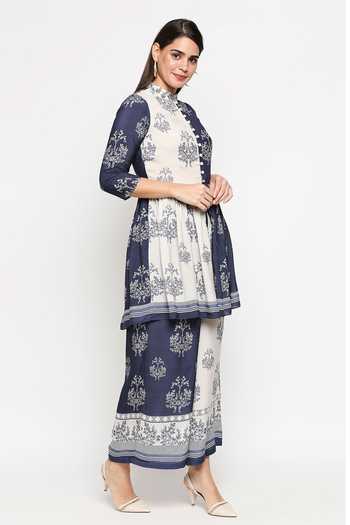 So Us By Sougatpaul_Blue Muslin Slub Embroidery Stand Collar Block Print Kurta And Pant Set  _Online_at_Aza_Fashions