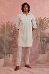 Buy_Charkhee_White Cotton Woven Colour Specks Pathani Kurta _at_Aza_Fashions