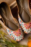 Shop_Coral Haze_White Hand Embroidered Floral Print Juttis_at_Aza_Fashions