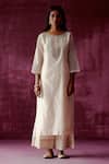 Pouli Pret_Off White Organza, Chanderi, Lining Cotton Gota, Mirrors, Kurta Pant Set _Online_at_Aza_Fashions