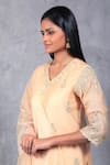 Asaga_Cream Kurta Chanderi Silk V Neck Set _Online_at_Aza_Fashions