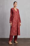 Buy_Torani_Red Handwoven Chanderi And Cotton Voile V Neck Sanobar Sahiba Kurta & Pant Set _at_Aza_Fashions