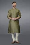 Buy_Talking Threads_Green Pure Raw Silk Floral Kurta_at_Aza_Fashions