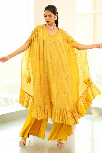 Buy_Vidushi Gupta_Yellow Printed Kaftan Kurta And Pant Set _at_Aza_Fashions