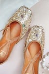 Buy_House of Vian_Gold Embroidered Juttis_at_Aza_Fashions