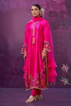 Buy_Label Niti Bothra_Pink Kora Silk Applique Mughal Round Kurta Pant Set _Online_at_Aza_Fashions