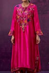 Buy_Label Niti Bothra_Pink Kora Silk Applique Mughal Round Kurta And Palazzo Set _Online_at_Aza_Fashions