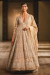 Buy_Tarun Tahiliani_Gold Tulle V Neck Embroidered Anarkali Set _at_Aza_Fashions