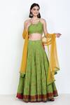 Buy_Zariya The Label_Green Pure Cotton Thread And Mirror Round Floral Embroidered Lehenga Set _at_Aza_Fashions