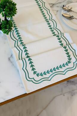 MJ Label Leaf Embroidery Table Runner