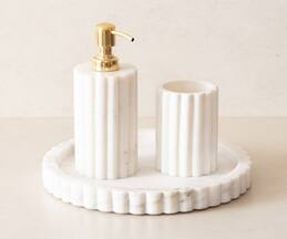 The Decor Remedy Pearly Bathroom Set (Set of 3)