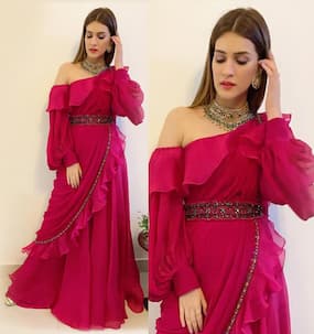 kriti sanon pink dress