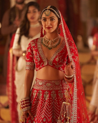Kiara Advani  Bollywood Celebrity Designer Outfits