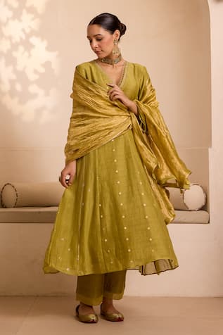 Label Mansi Nagdev