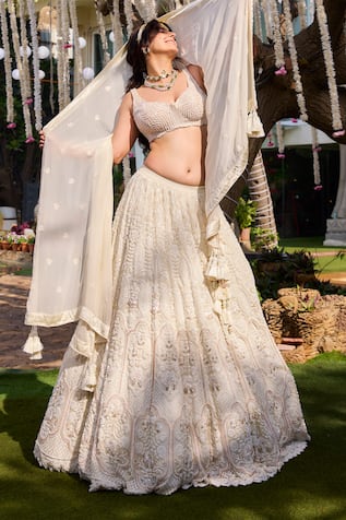 Masumi Mewawalla