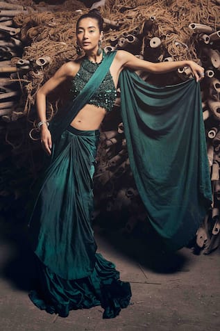 Garima Karwariya Designs
