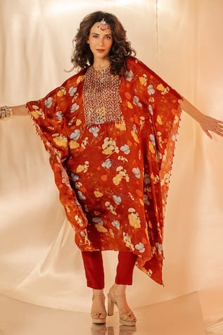 LABEL SHRISTI CHETANI