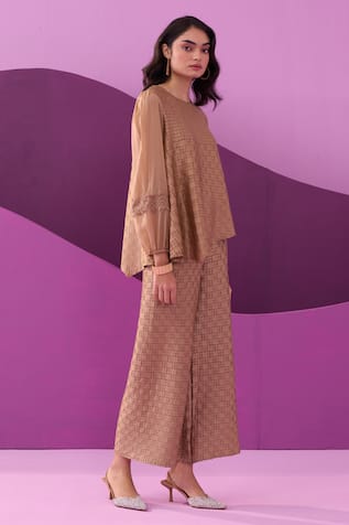 Pleats by Aruni