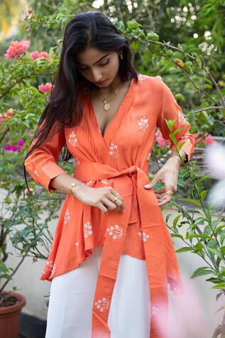 Kapraaaha Mughal Motif Embroidered Top