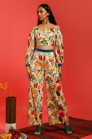 Shristi Chetani Floral Print Crop Top & Pant Set