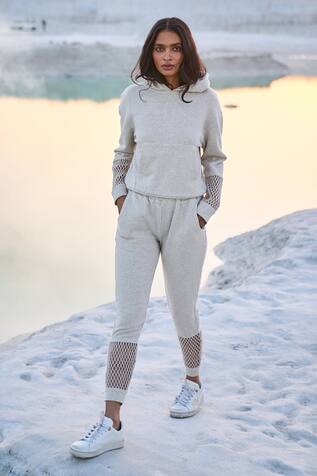 Dash and Dot Mesh Sleeves Hoodie