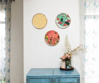 Manor House Wooden Printed Wall Plates (Set of 3)