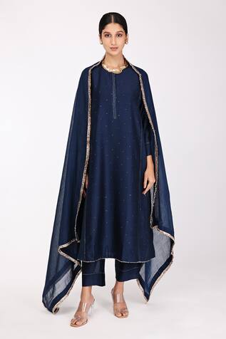 Komal Shah Embroidered Kalidar Kurta Set