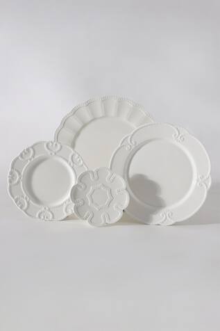 Table Manners Magic Of Classic Dinner Set