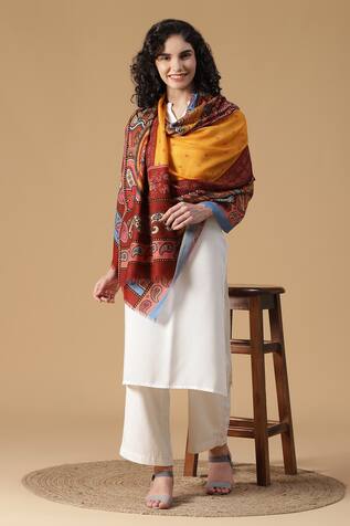 Shingora Paisley Print Shawl