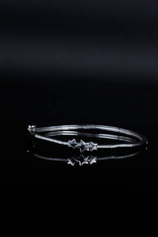 Sangeeta Boochra Zainab Twinkling Star Bracelet