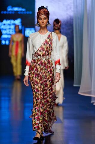 Anand Kabra Panelled Kurta Set With Printed Drape