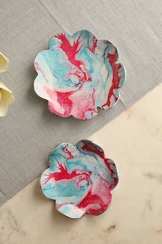 Amoli Concepts Flower Shape Enamelled Platters - Set of 2