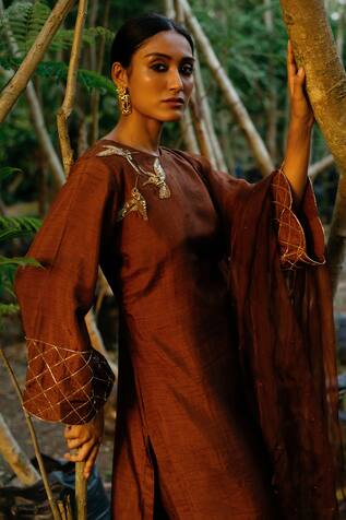 Shristi Chetani Hand Embroidered Kurta Set