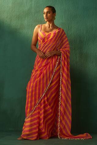 Aapro Preet Pre-Draped Saree With Blouse