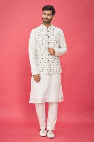 Nero by Shaifali and Satya Straight Hem Bundi & Kurta Set